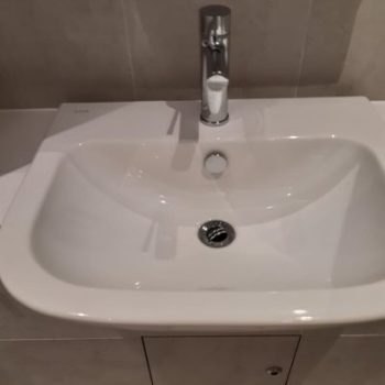 sink-cleaning-400x533